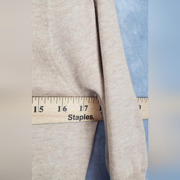 Banana‎ Republic Women’s Beige Short Sleeve Breathable  Silk Cotton Top Size M - Picture 5 of 6